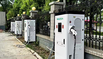 DC 120kW EV Charger Community